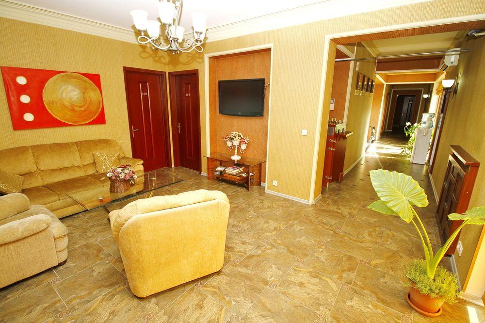 Penthouse Hotel ティビリシ エクステリア 写真