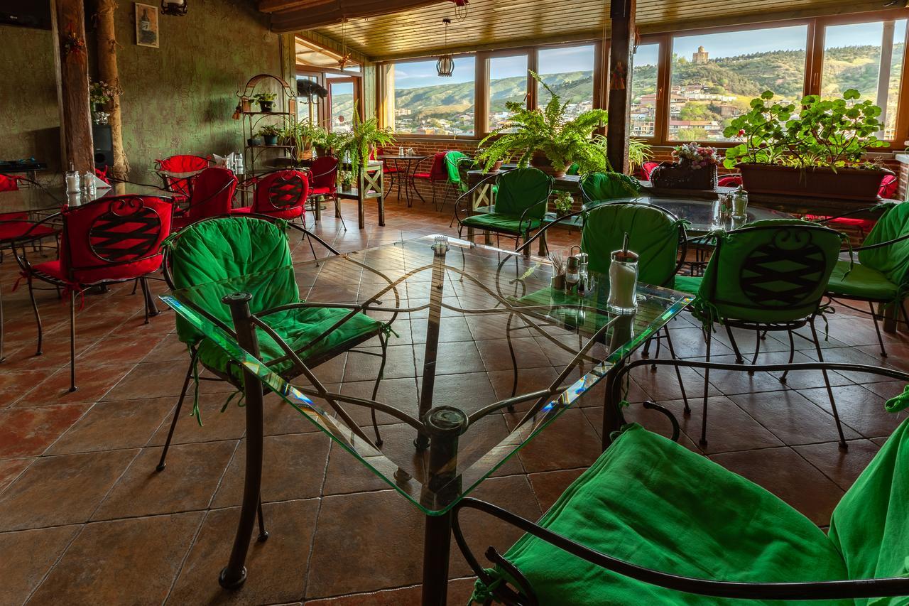 Penthouse Hotel ティビリシ エクステリア 写真