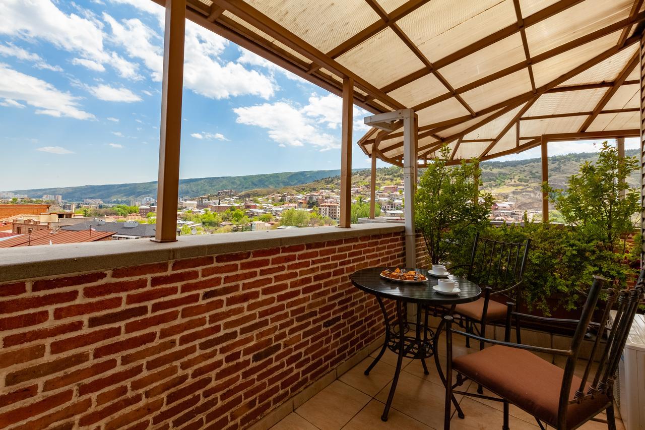 Penthouse Hotel ティビリシ エクステリア 写真